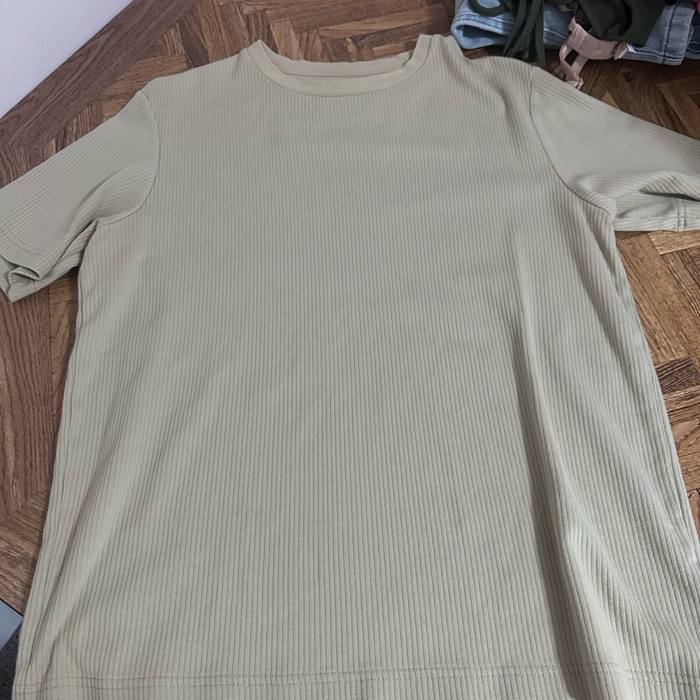 Nice tan Croft and barrow men shirt